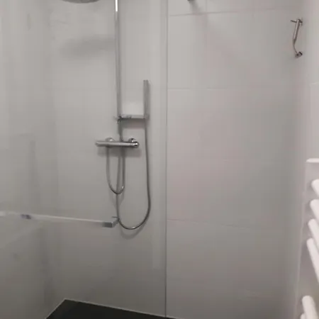 بيت للعطل Du Puy Charrier, Proche Puy Dufou, Classe 3 Etoiles, Plan D'eau Prive